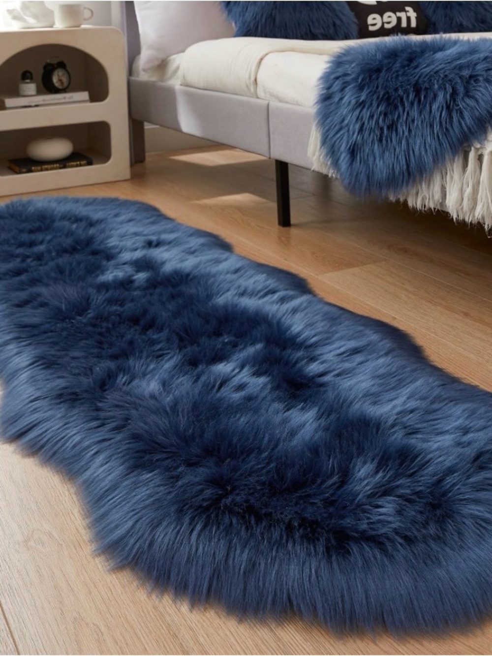 Plush Navy Faux Sheepskin Rug - Cozy Home Bedding Accent